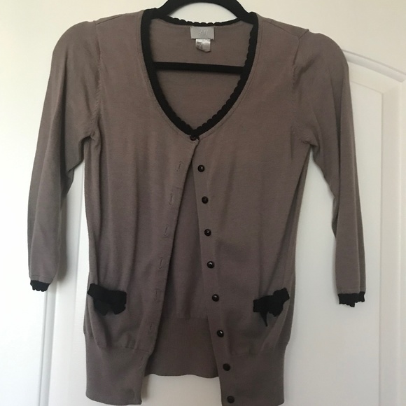 3/4 sleeve sweater cardigan  size xs - Picture 1 of 1